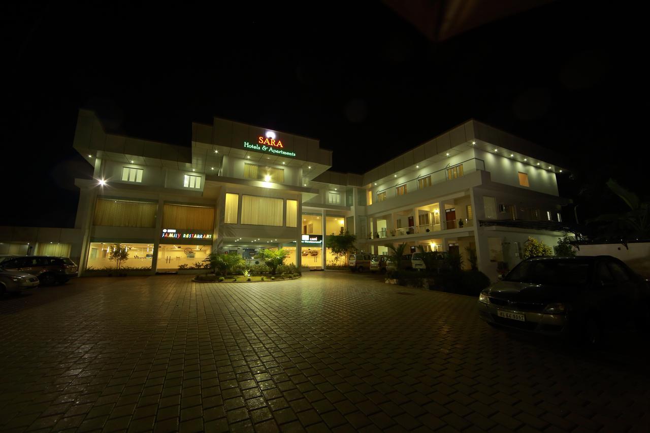 Sara Hotels&Apartments Nedumbassery Exterior foto