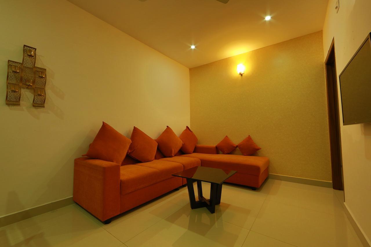 Sara Hotels&Apartments Nedumbassery Exterior foto